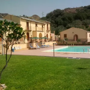 patitiri.sicilyhotelsitaly.net/